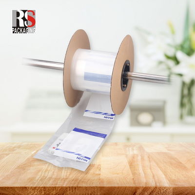 Sacos de plástico pré-abertos em um ventilador de rolos Sacos de automóveis perfurados dobrados