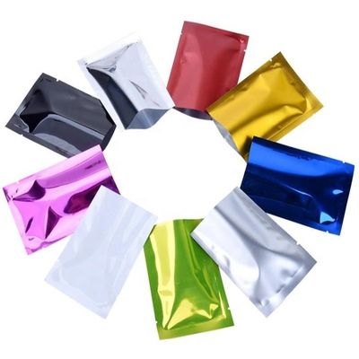 Embalagens de plástico para cuidados com as mãos e rosto Saquetes de amostras de soro em cores personalizadas